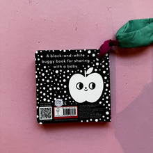 Last inn bildet i Galleri-visningsprogrammet, Baby`s Buggy Book: Ladybird
