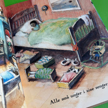 Last inn bildet i Galleri-visningsprogrammet, Alle skal sove
