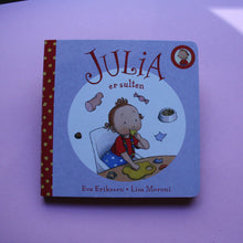Load image into Gallery viewer, Julia er sulten
