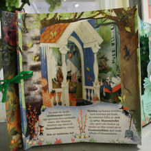 Load image into Gallery viewer, Mummidalen året rundt
